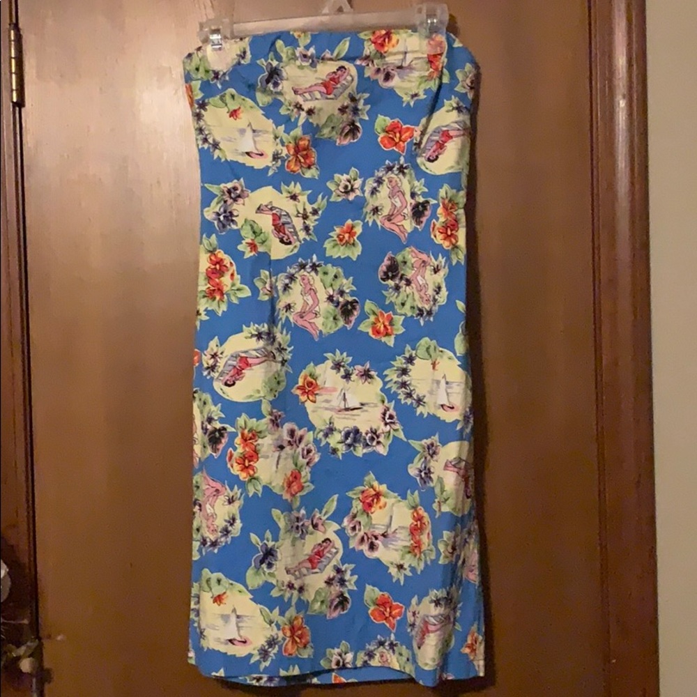 Strapless dress